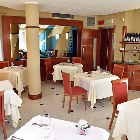 Albergo Ristorante San Marco Carmagnola Luaran gambar