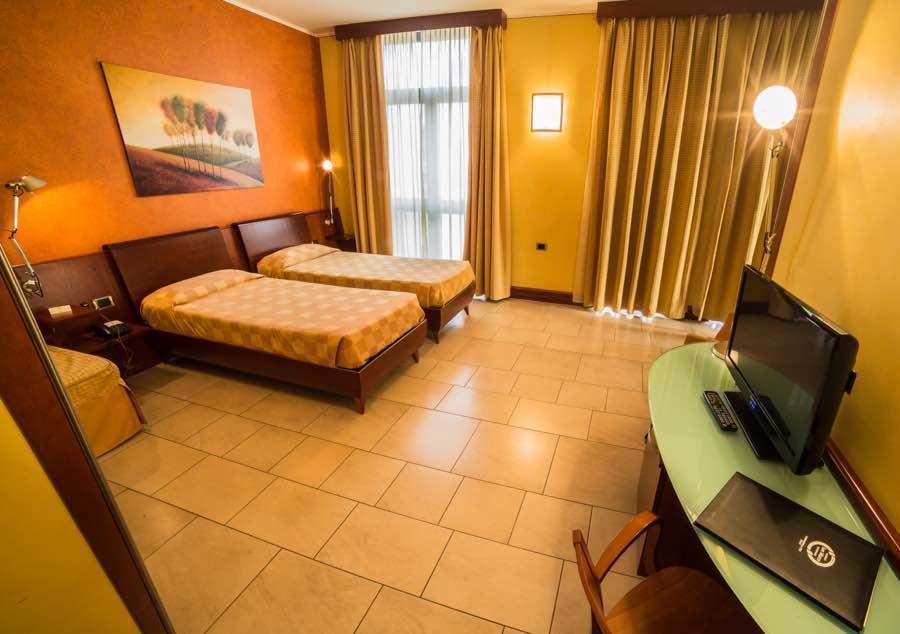 Albergo Ristorante San Marco Carmagnola Luaran gambar