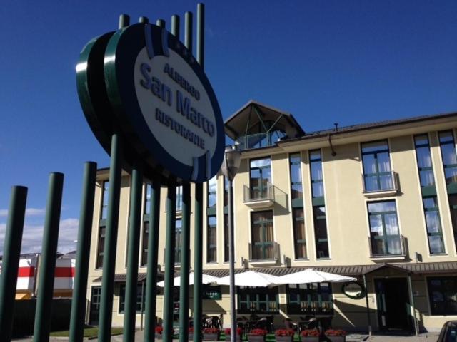 Albergo Ristorante San Marco Carmagnola Luaran gambar