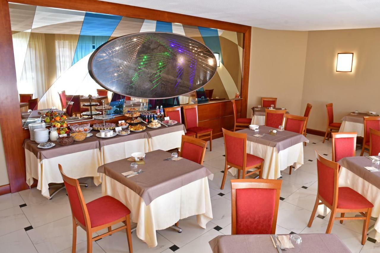 Albergo Ristorante San Marco Carmagnola Luaran gambar